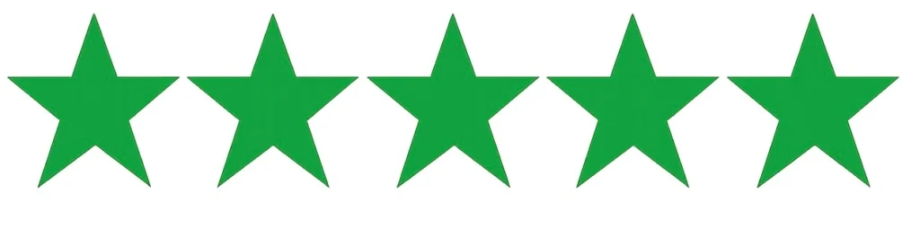 Girl commenting happily after His Secret Obsession, girl giving star